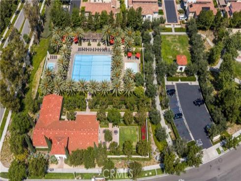 68 tollson , Irvine, CA