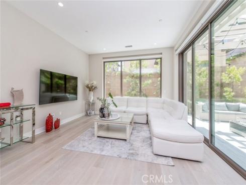 119 White Jasmine , Irvine, CA