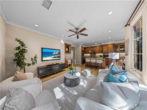71 Brindisi , Irvine, CA