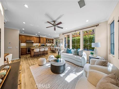 71 Brindisi , Irvine, CA
