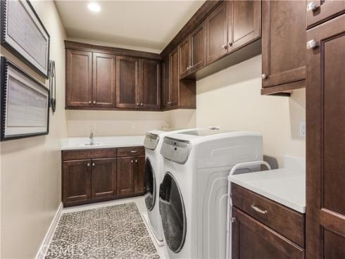 14 Lonestar , Irvine, CA