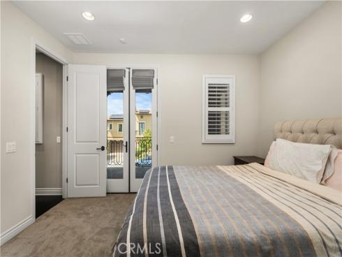 14 Lonestar , Irvine, CA