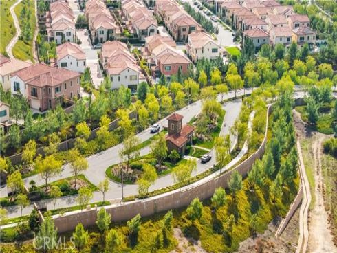 126 Bellini , Irvine, CA
