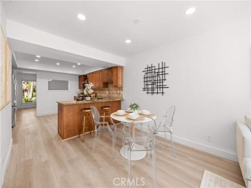 4181 Sandburg Way, Irvine, CA