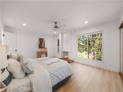 4181 Sandburg Way, Irvine, CA