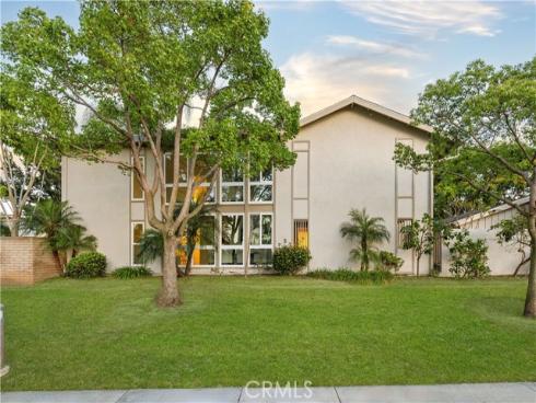 4181 Sandburg Way, Irvine, CA