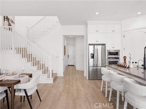 217 Piazza , Irvine, CA
