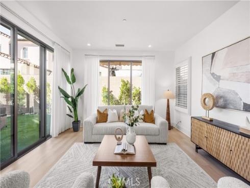 217 Piazza , Irvine, CA