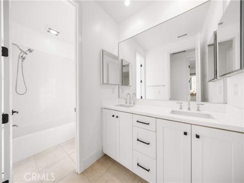 217 Piazza , Irvine, CA