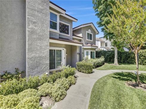 88 Greenmoor , Irvine, CA