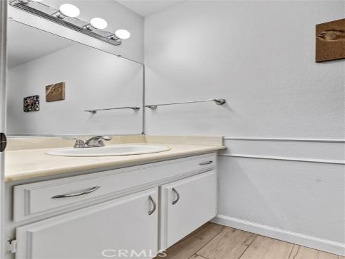 88 Greenmoor , Irvine, CA