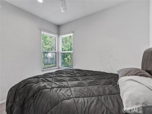 88 Greenmoor , Irvine, CA