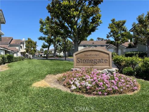 88 Greenmoor , Irvine, CA