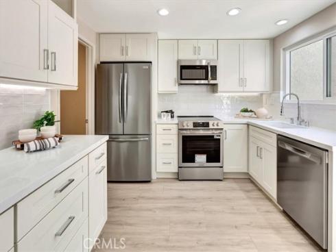 54 E Chardonnay , Irvine, CA