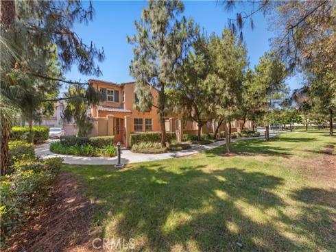 40 Trailing Vine , Irvine, CA
