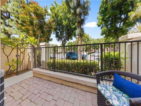 76 Trailing Vine , Irvine, CA