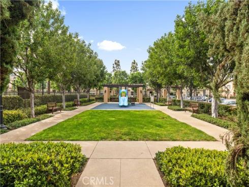 76 Trailing Vine , Irvine, CA