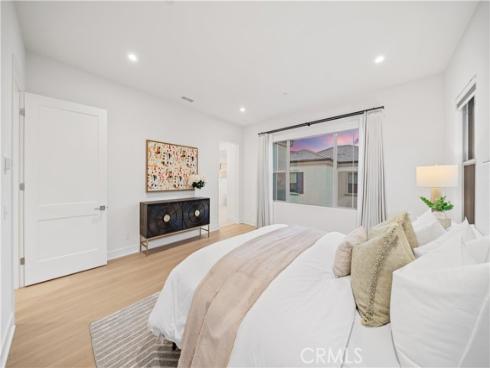 242 Maricopa , Irvine, CA
