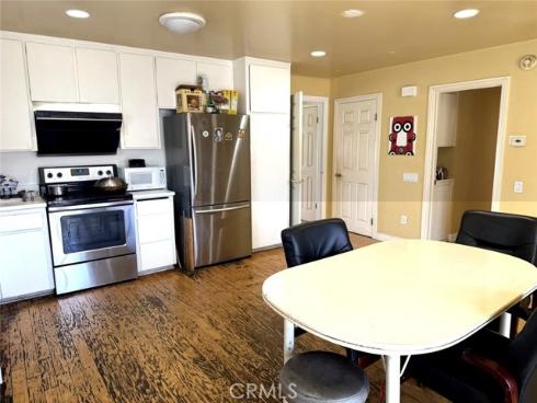 3852  Uris Ct  , Irvine, CA
