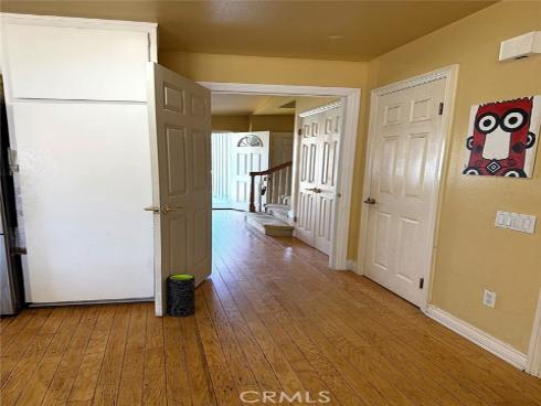 3852  Uris Ct  , Irvine, CA