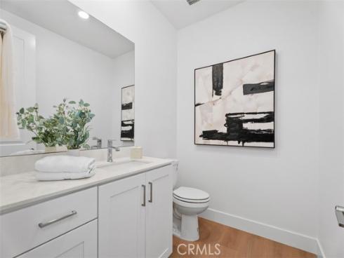 121 Bosal , Irvine, CA