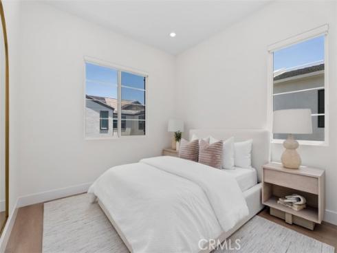 121 Bosal , Irvine, CA