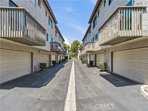 7 Sunup , Irvine, CA