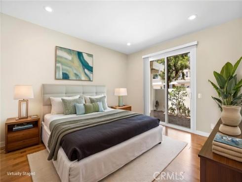 12 Nutwood , Irvine, CA