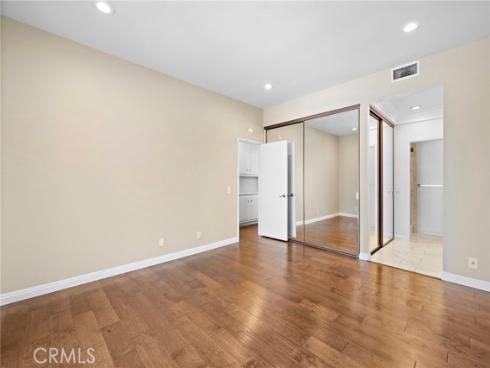 12 Nutwood , Irvine, CA