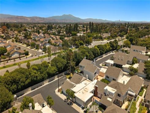12 Nutwood , Irvine, CA