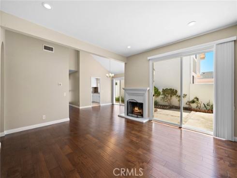12 Nutwood , Irvine, CA