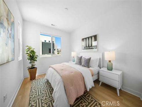 303 Baluster , Irvine, CA