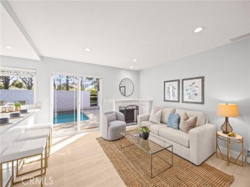 15 Bluecoat , Irvine, CA