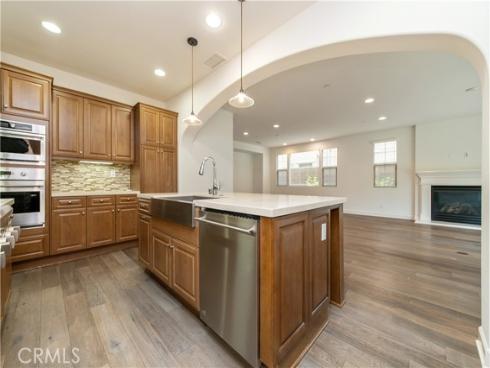 105 Tomato , Irvine, CA