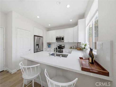 6 Bowie , Irvine, CA