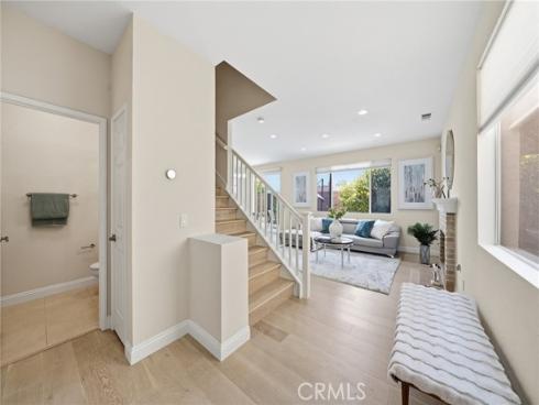 6 Bowie , Irvine, CA