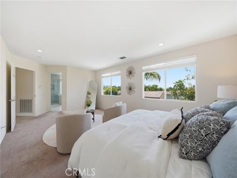6 Bowie , Irvine, CA