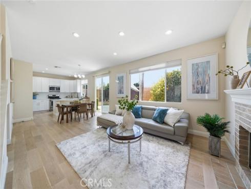 6 Bowie , Irvine, CA
