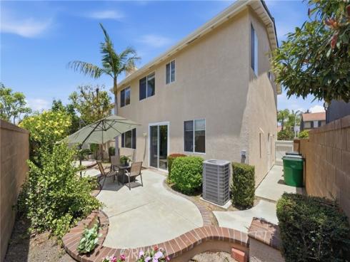 6 Bowie , Irvine, CA