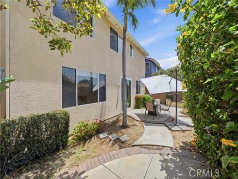 6 Bowie , Irvine, CA