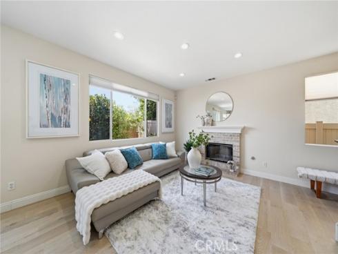 6 Bowie , Irvine, CA