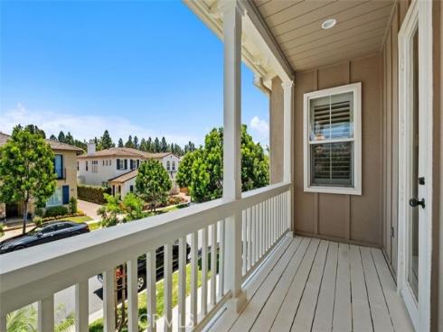 9 Petaluma , Irvine, CA