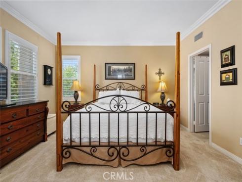 9 Petaluma , Irvine, CA