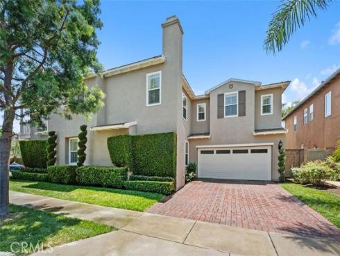 9 Petaluma , Irvine, CA