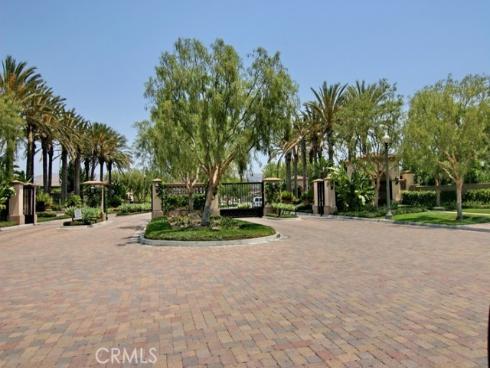 9 Petaluma , Irvine, CA