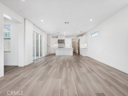 120 Zawn , Irvine, CA
