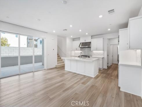 120 Zawn , Irvine, CA