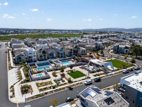 120 Zawn , Irvine, CA