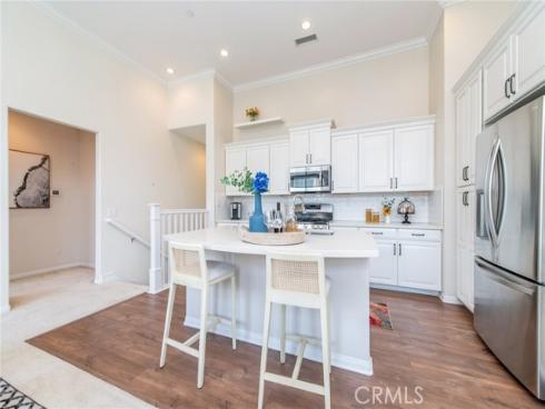 68 Rose Arch , Irvine, CA