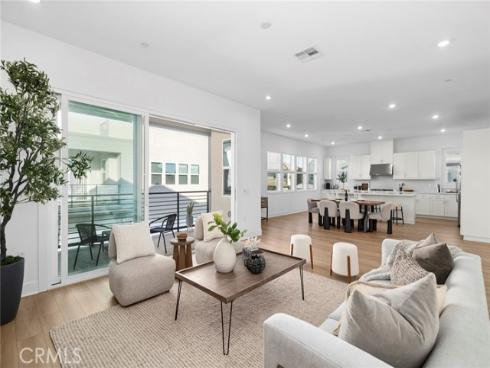 241 Proctor , Irvine, CA